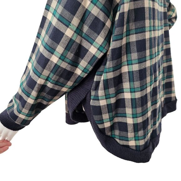 As Know As Blue Plaid Pullover Top Womens M/L Round Neck Long Slv Curved Hem - Picture 3 of 11